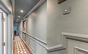Stylish 2 Bedrooms Flat Sleeps 6 & Garden London Zone 2 Cls Central