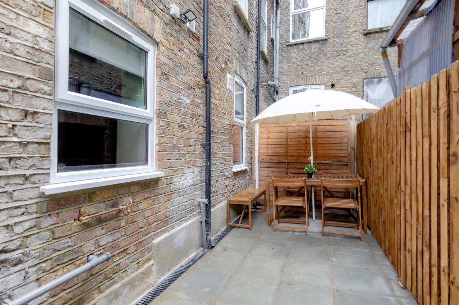 Stylish 2 Bedrooms Flat Sleeps 6 & Garden London Zone 2 Cls Central Esterno foto
